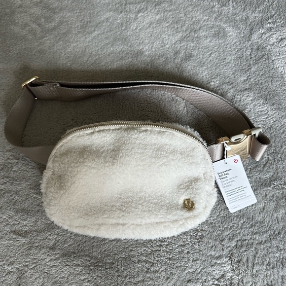lululemon athletica Bags Nwt Lululemon White Fanny Pack With Gold